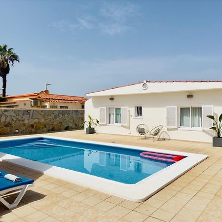 Beachfront Villa And Pool Puerto de Santiago  Bagian luar foto