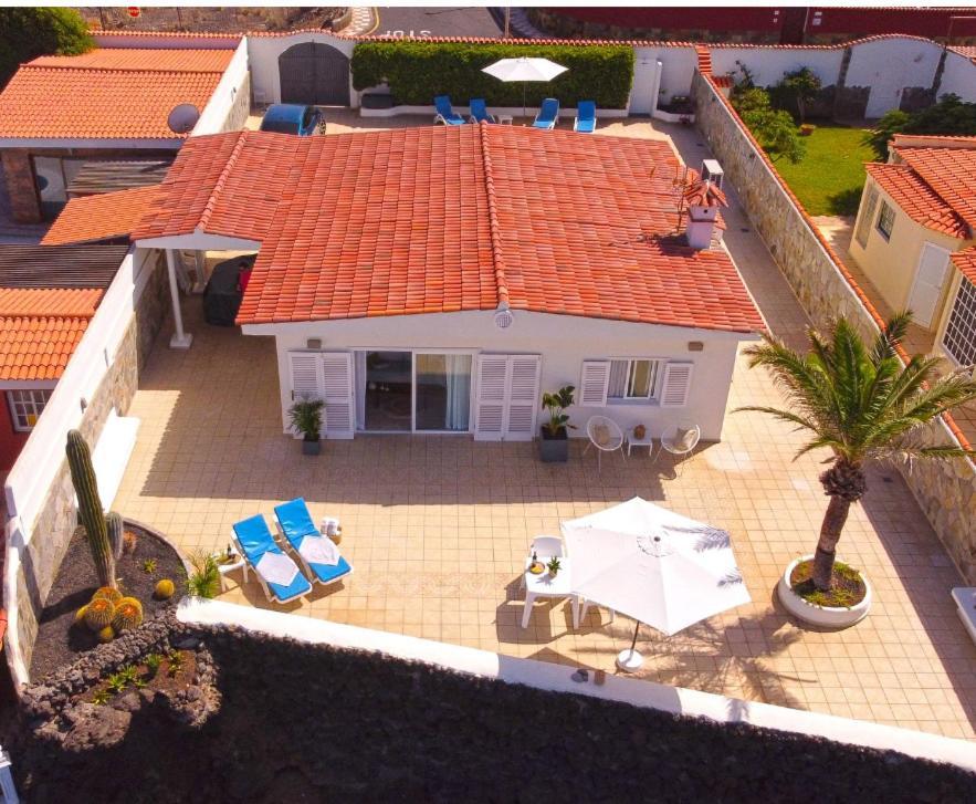 Beachfront Villa And Pool Puerto de Santiago  Bagian luar foto